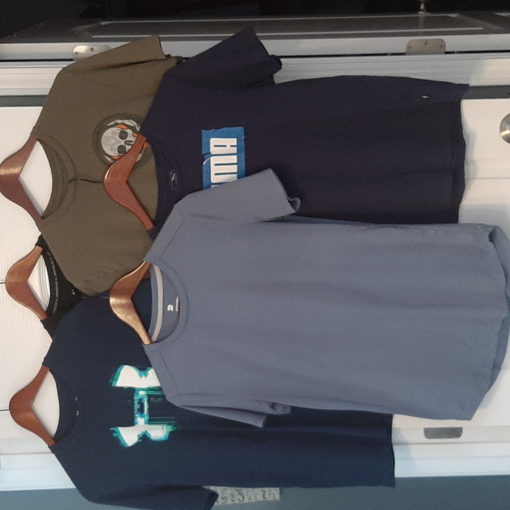 5 Men's Short Sleeve Tee Shirts-Small & Medium-Puma,Under Armour,all in motion